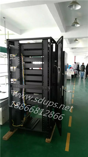 ����ups�Դ